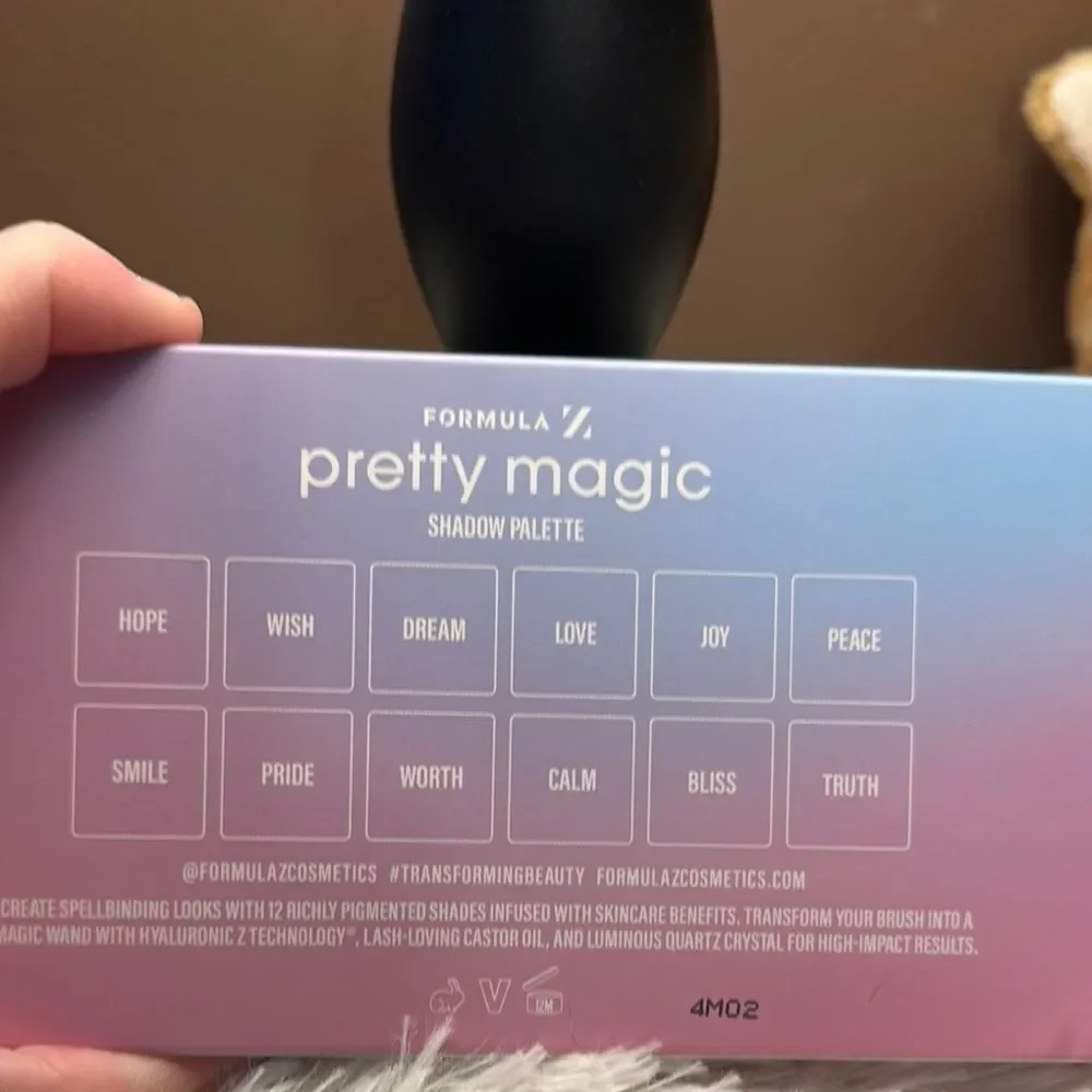 Formula Z Pretty Magic Shadow Palette